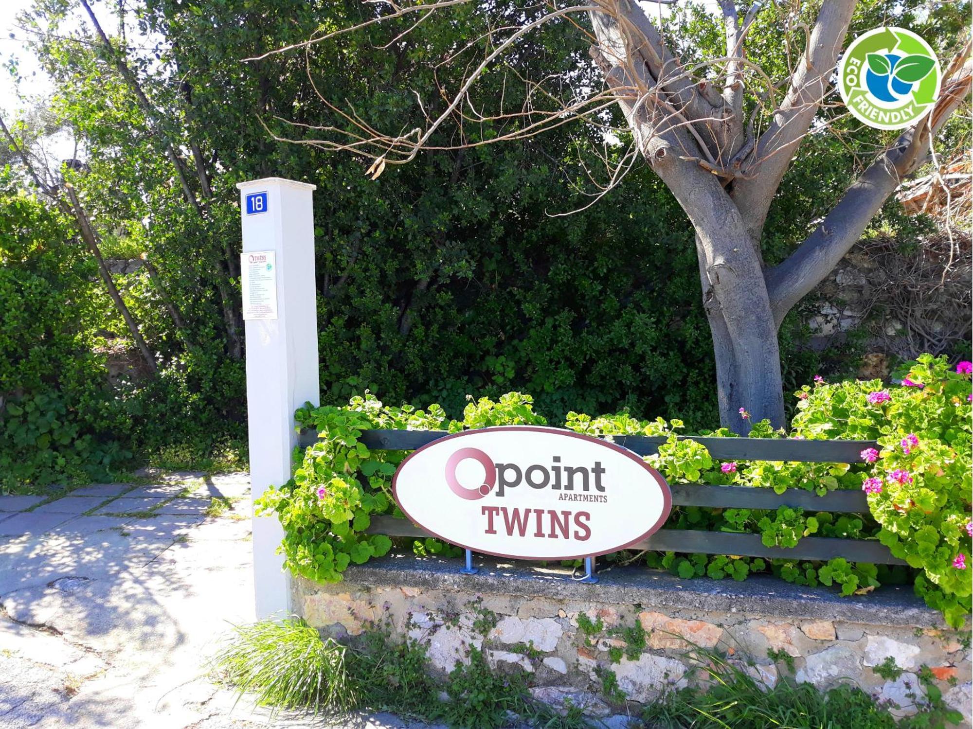 Point Twins Apartments Vrontádos Exterior foto